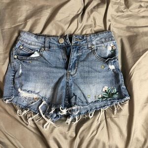 Almost Famous cut-off jean shorts